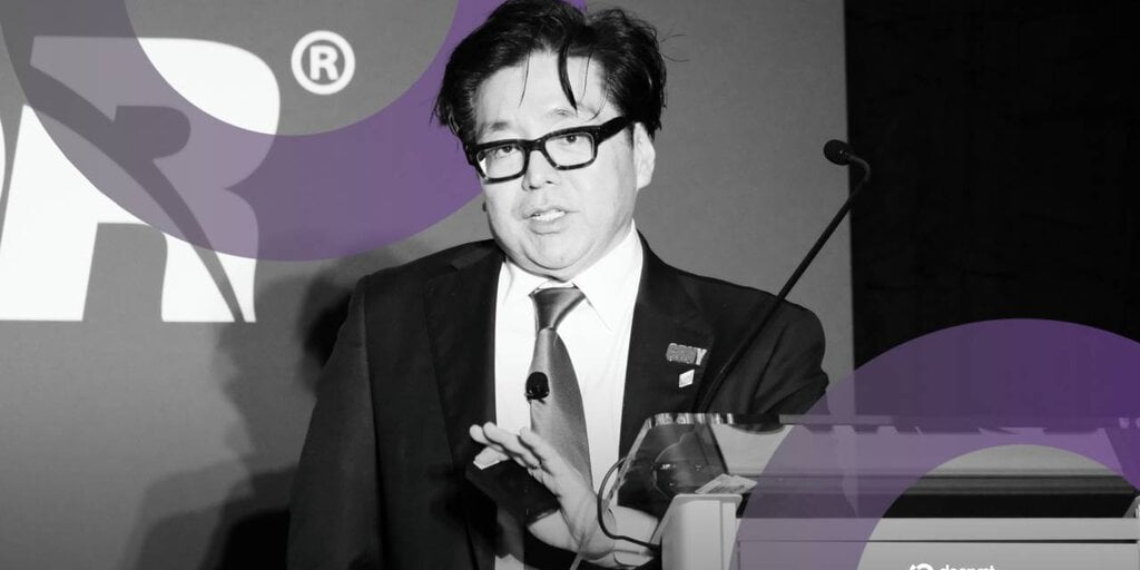 Tom Lee Expects 'Defining Year for Ethereum' as BitMine Buys ETH Amid 'Rock Bottom' Vibes image